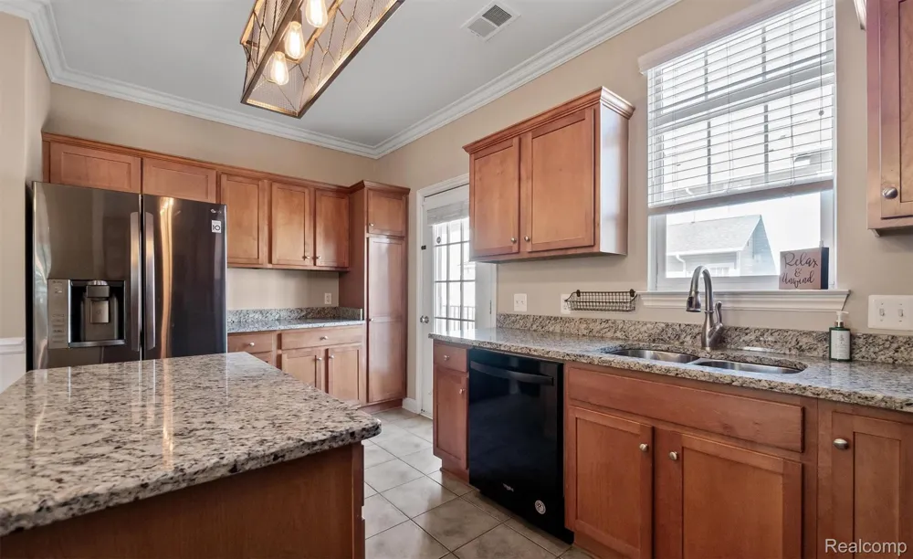 45630 Altz Street Utica City, MI 48315