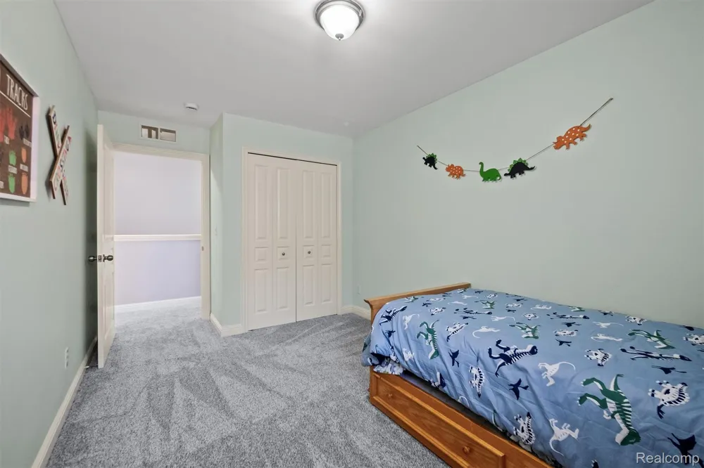 45630 Altz Street Utica City, MI 48315