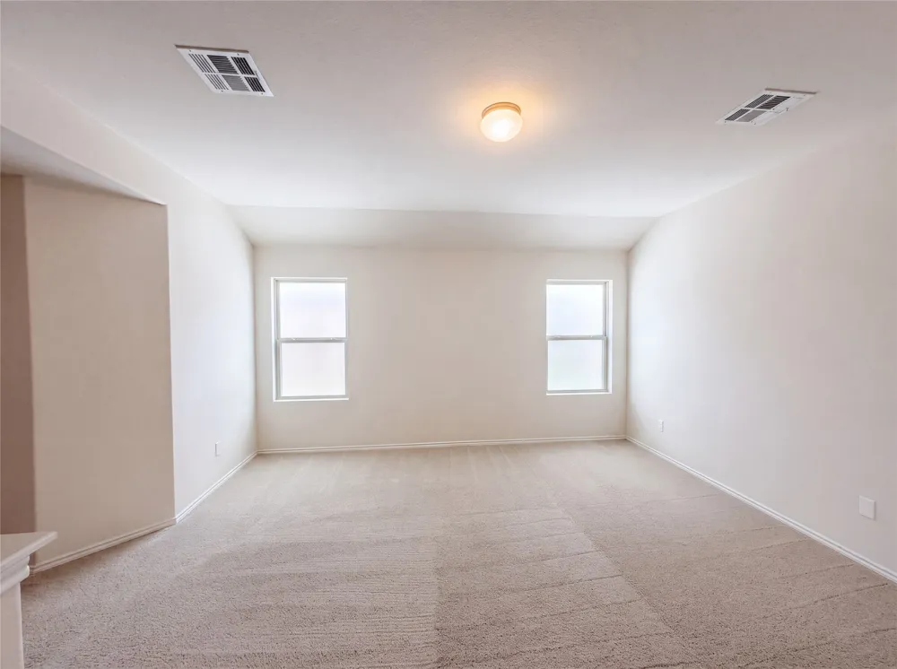 276 Circle Way #26E Jarrell, TX 76537