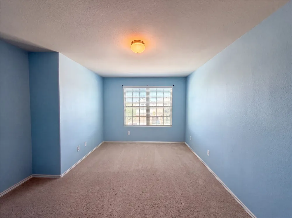 276 Circle Way #26E Jarrell, TX 76537