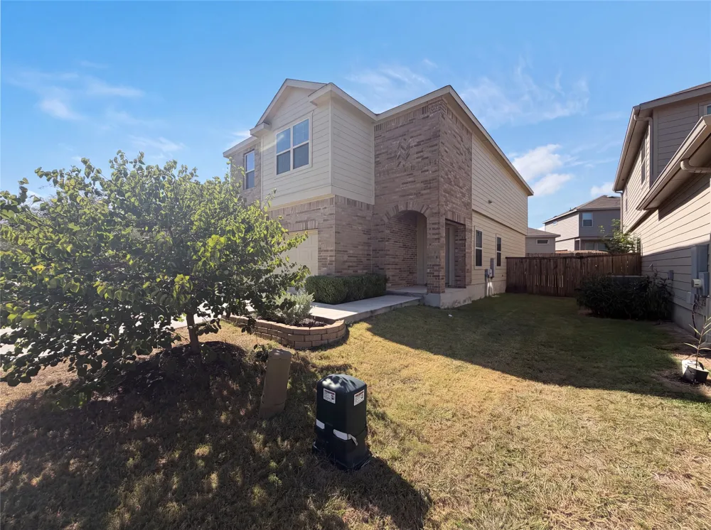 276 Circle Way #26E Jarrell, TX 76537