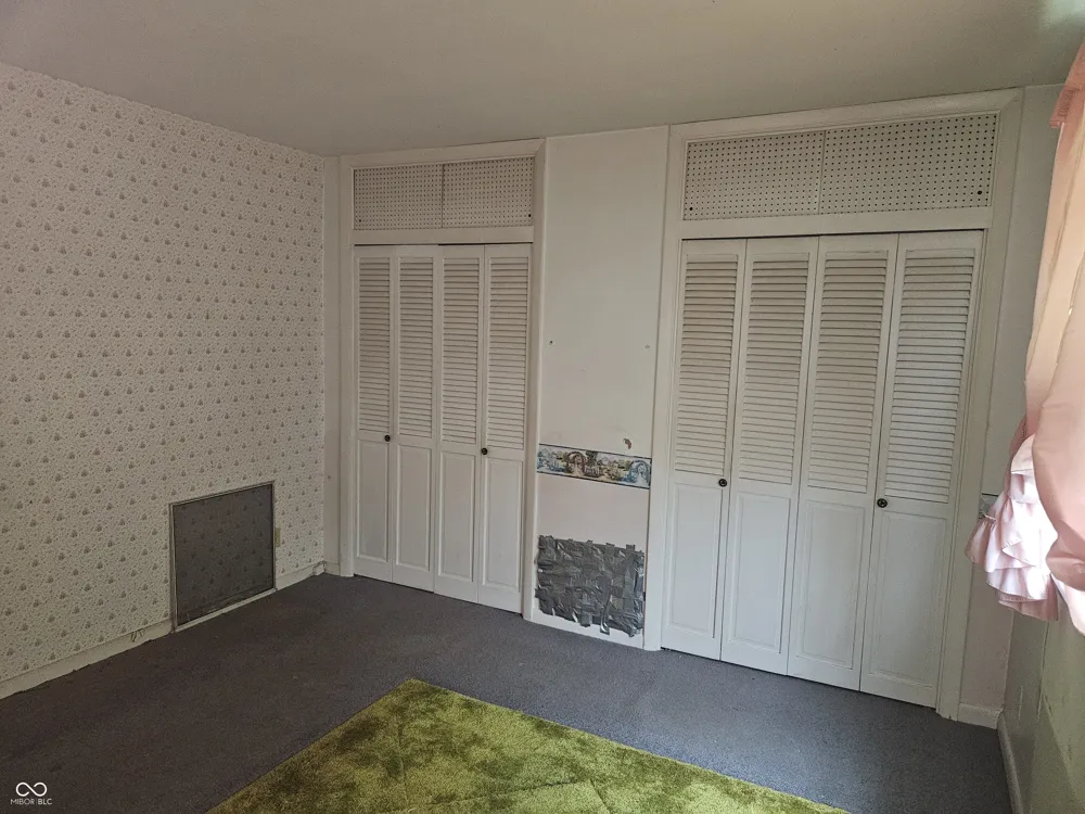 1311 S J STREET S Elwood, IN 46036