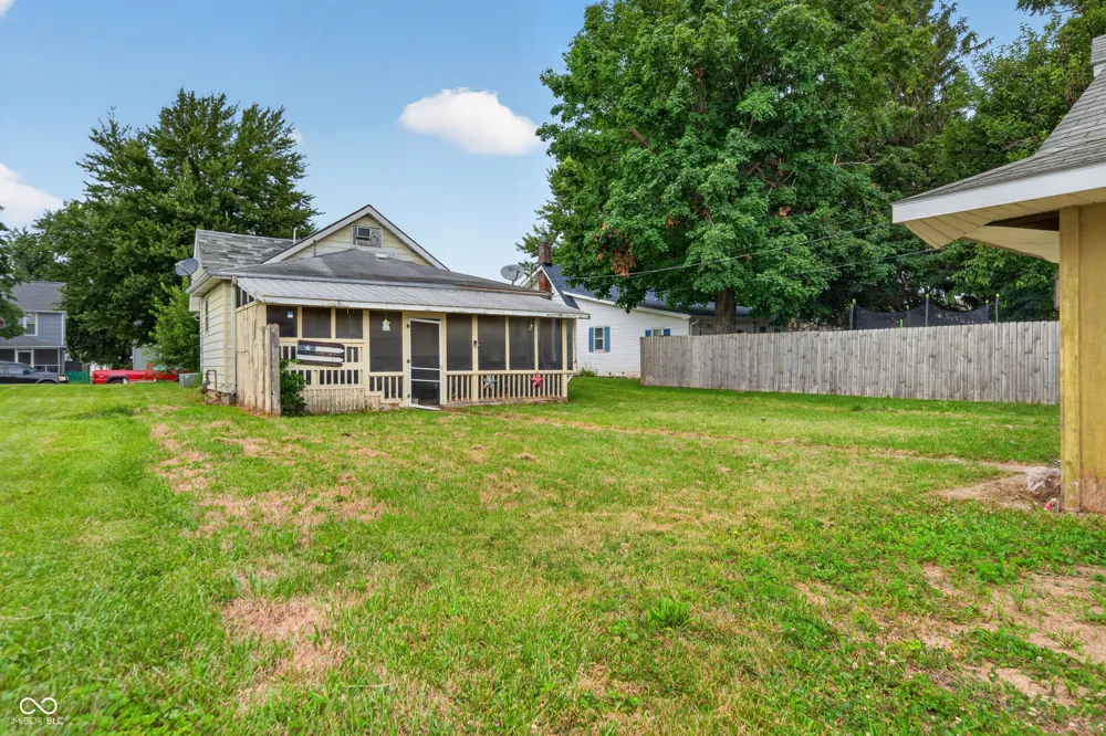 1311 S J STREET S Elwood, IN 46036