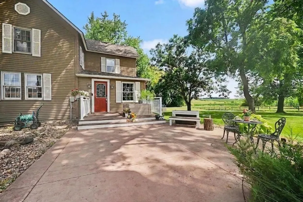 26850 Aberdeen Avenue New Prague, MN 56071