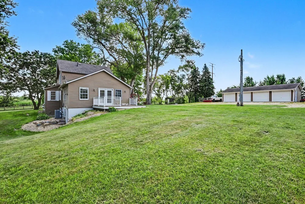26850 Aberdeen Avenue New Prague, MN 56071
