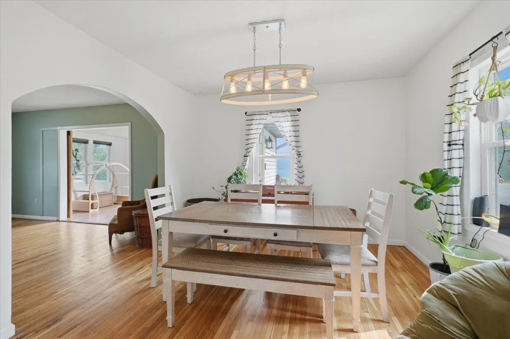 825 1st Avenue Cumberland, WI 54829