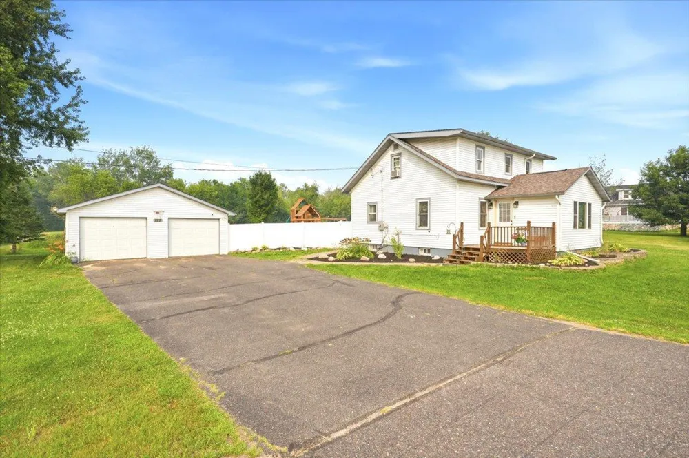 825 1st Avenue Cumberland, WI 54829