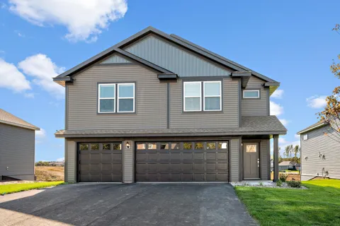 904 Spruce Circle