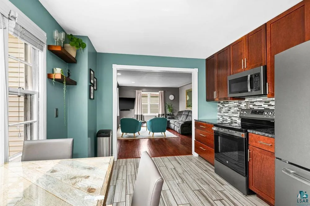 19 E Buffalo Street Duluth, MN 55811