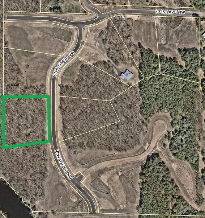 19996 Vintage Drive NW Oak Grove, MN 55303