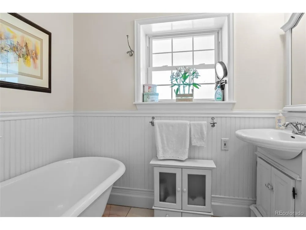 35187 County Road 17 Elizabeth, CO 80107