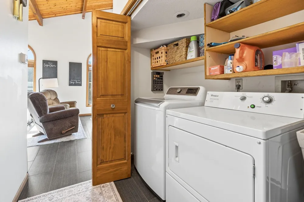 703 Shady Ridge Road NW Hutchinson, MN 55350