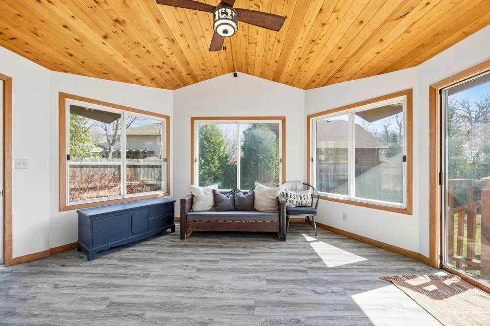 703 Shady Ridge Road NW Hutchinson, MN 55350