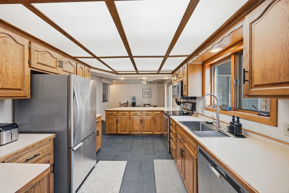 703 Shady Ridge Road NW Hutchinson, MN 55350
