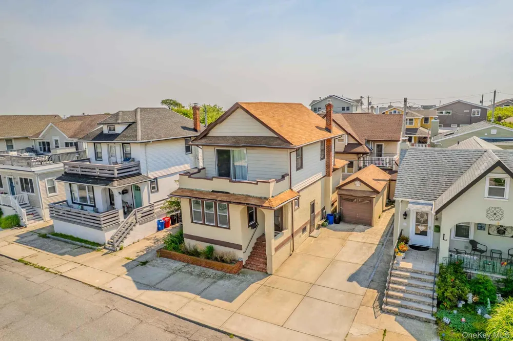 124 Roosevelt Boulevard Long Beach, NY 11561