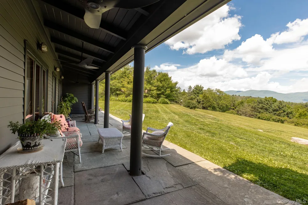 779 Queens Highway Accord, NY 12404