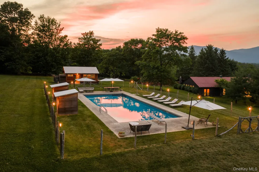 779 Queens Highway Accord, NY 12404