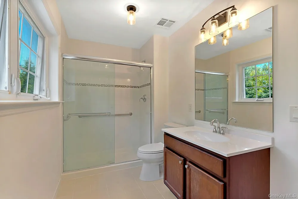 159 Stoneleigh Drive Riverhead, NY 11901