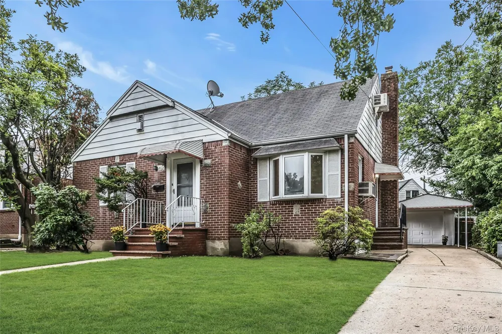 5 Sobro Avenue Valley Stream, NY 11580