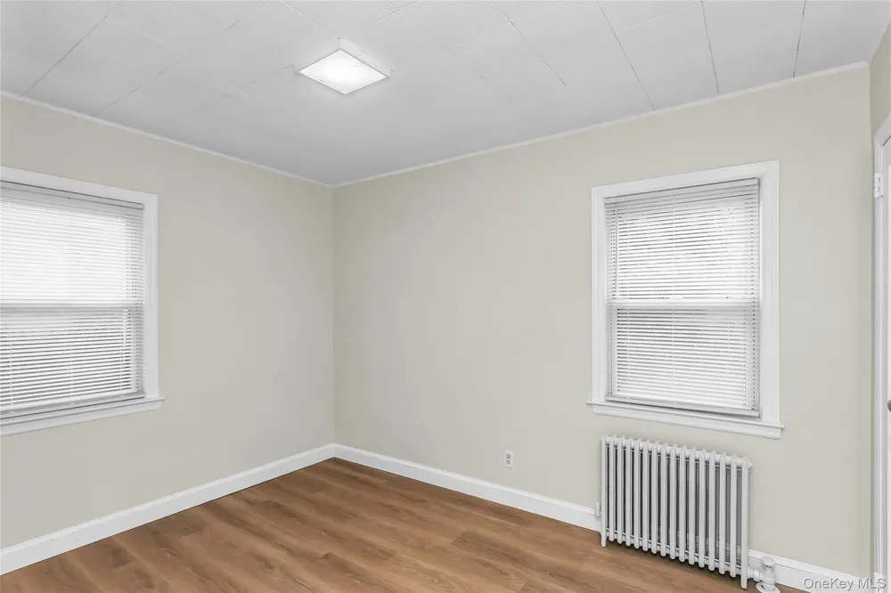 5 Sobro Avenue Valley Stream, NY 11580