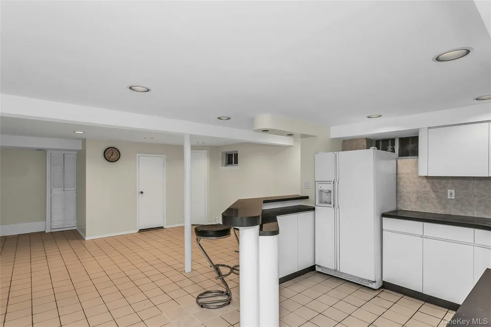 5 Sobro Avenue Valley Stream, NY 11580