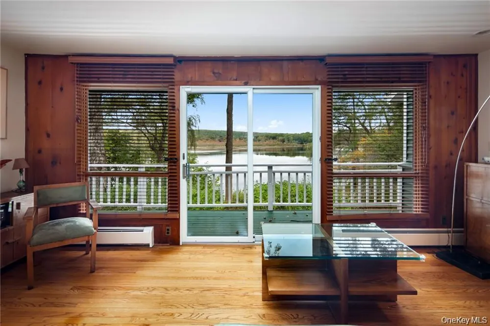 38 Bishop Park Road Pound Ridge, NY 10038