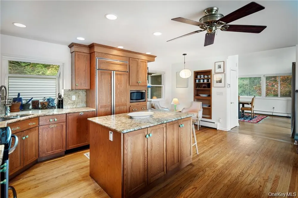 38 Bishop Park Road Pound Ridge, NY 10038