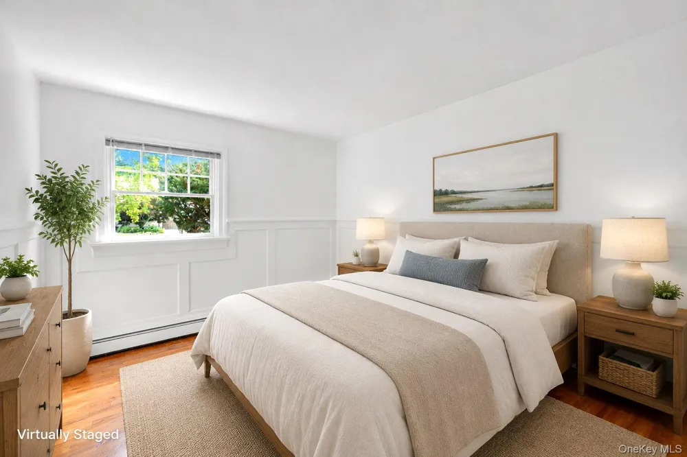 20 Dolphin Way Riverhead, NY 11901