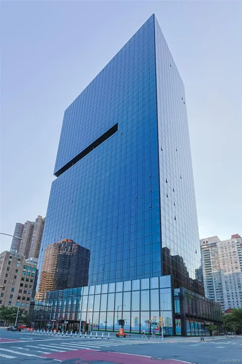 685 1st Avenue #31F