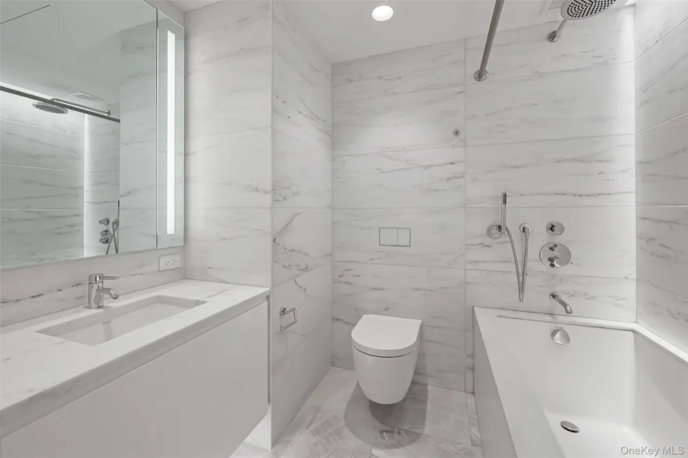 685 1st Avenue #31F New York (Manhattan), NY 10016