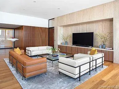 685 1st Avenue #31F New York (Manhattan), NY 10016