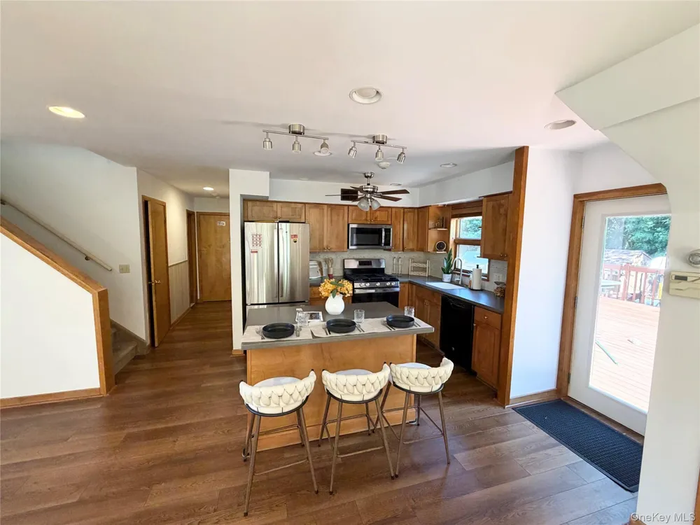 180 E Railroad Avenue West Haverstraw, NY 10993