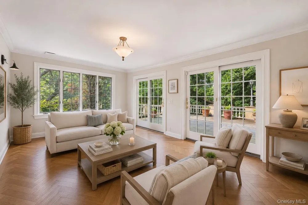 2 Dellwood Road Bronxville, NY 10708
