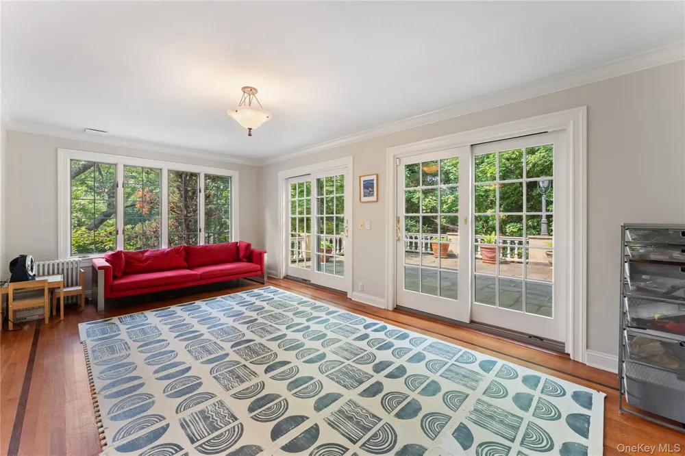 2 Dellwood Road Bronxville, NY 10708