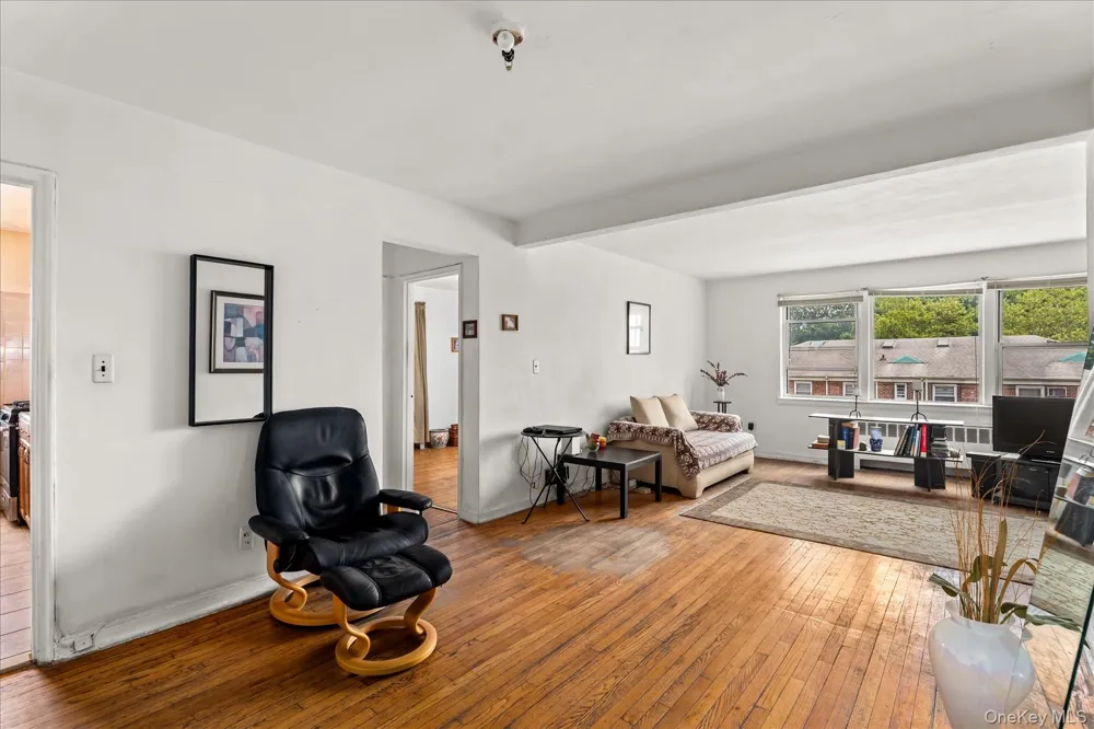 138-29 68th Drive #3C Kew Garden Hills, NY 11367