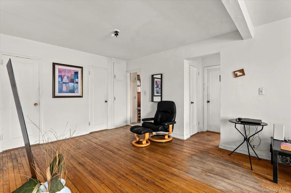 138-29 68th Drive #3C Kew Garden Hills, NY 11367