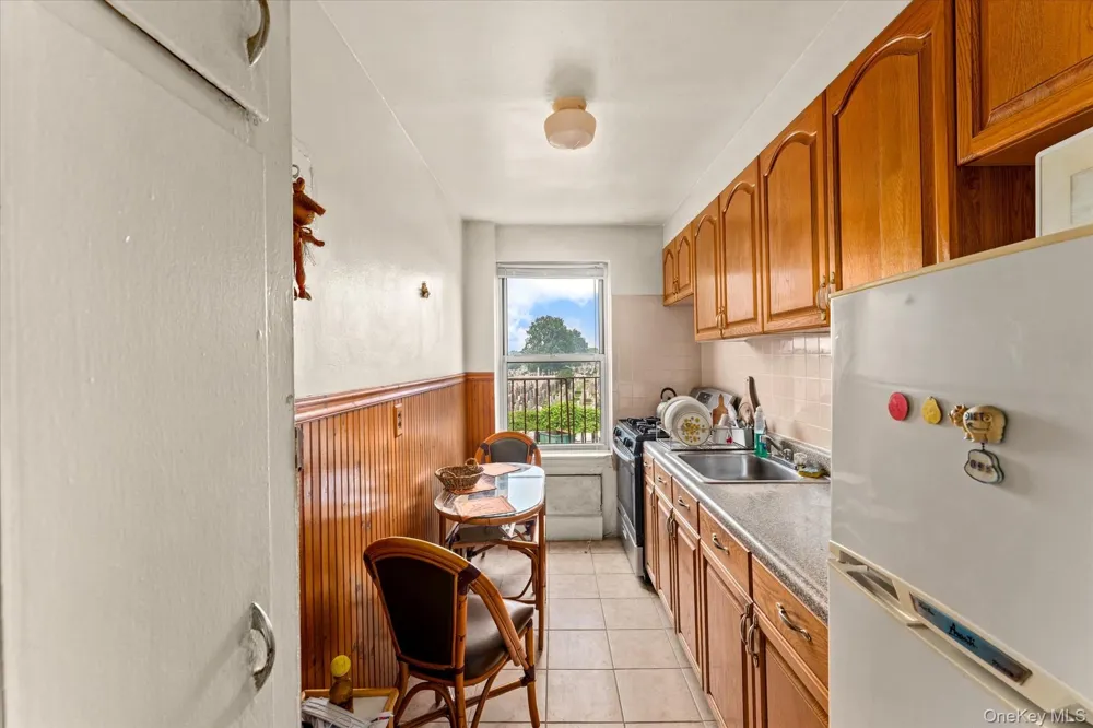 138-29 68th Drive #3C Kew Garden Hills, NY 11367