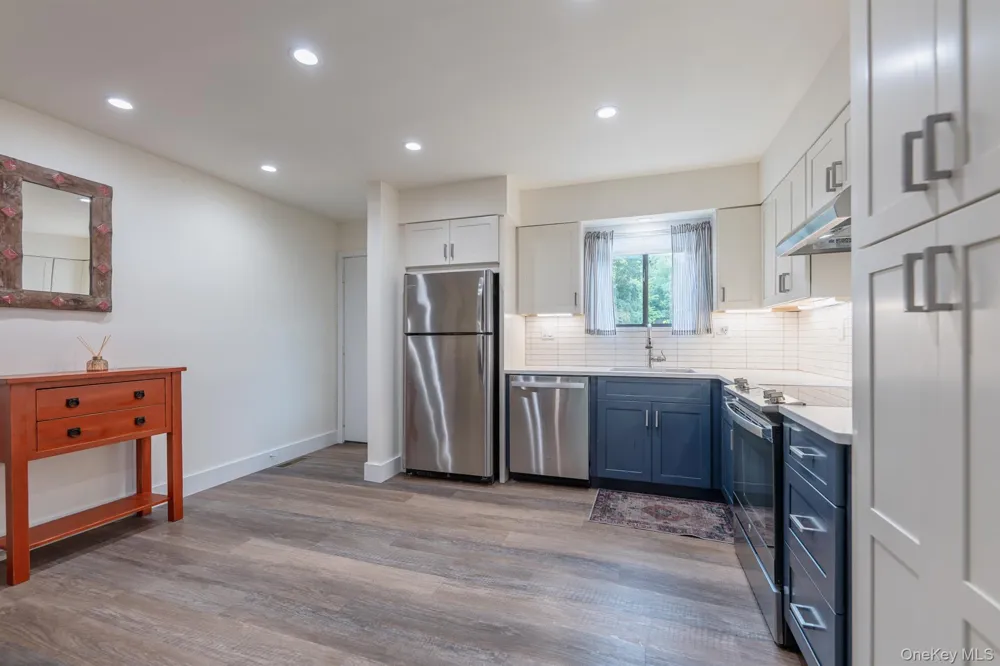 303 Village Court Kingston, NY 12401