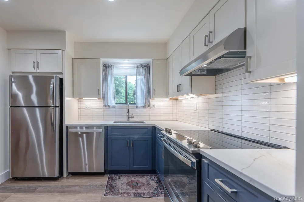 303 Village Court Kingston, NY 12401