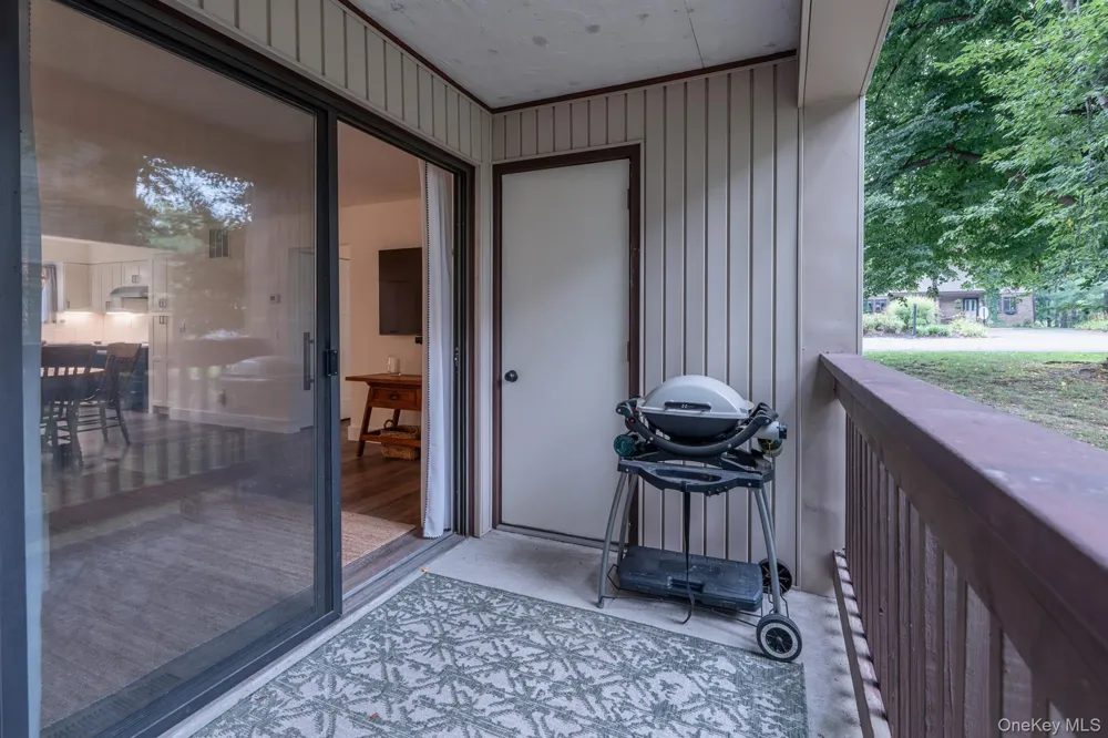 303 Village Court Kingston, NY 12401