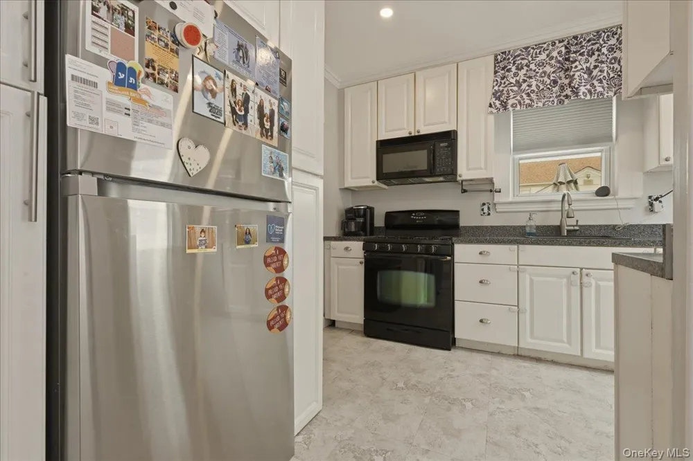 48 Poplar Street West Hempstead, NY 11552