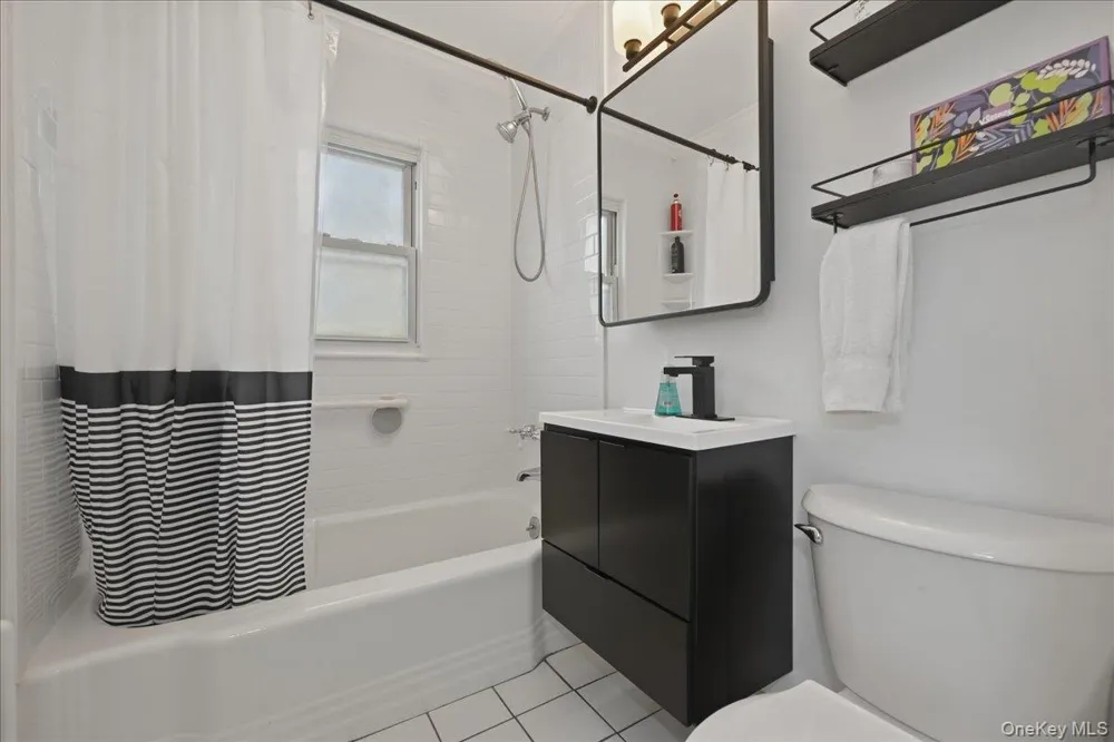 48 Poplar Street West Hempstead, NY 11552