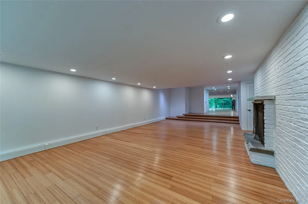 3 South Run Cold Spring Harbor, NY 11724