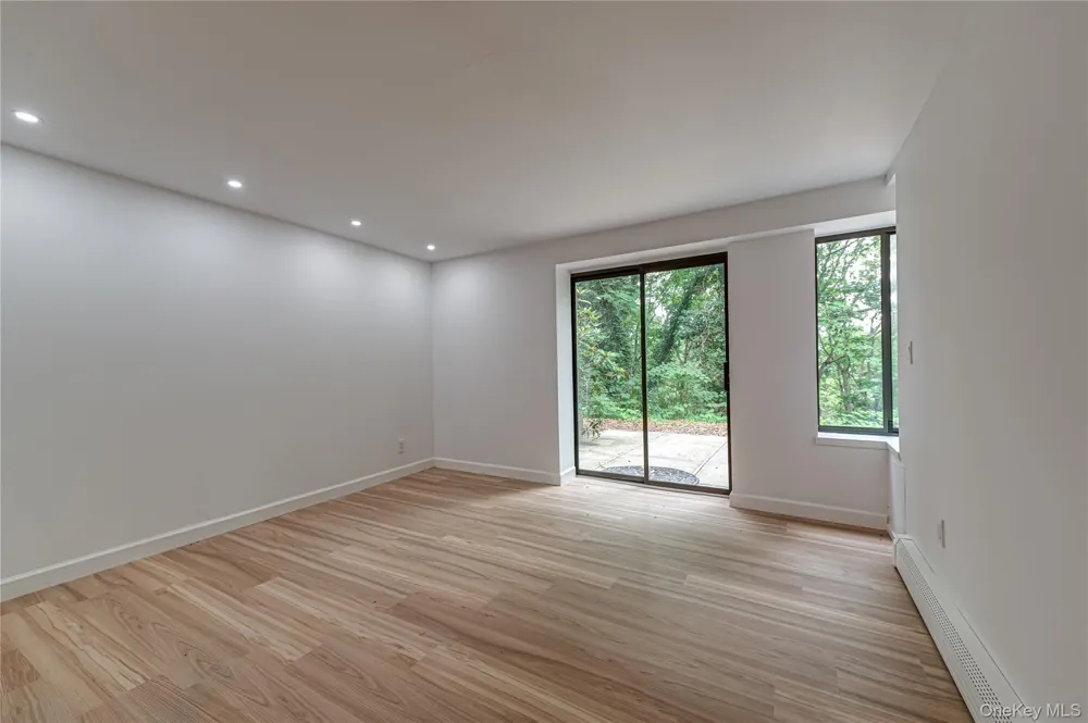 3 South Run Cold Spring Harbor, NY 11724
