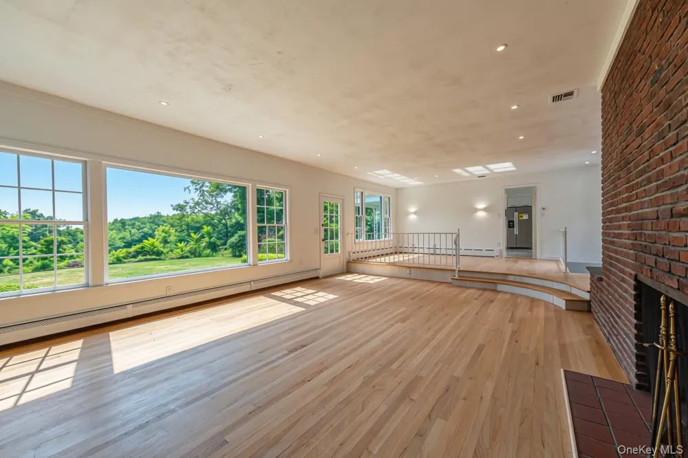 3 South Run Cold Spring Harbor, NY 11724