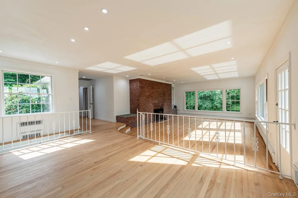 3 South Run Cold Spring Harbor, NY 11724