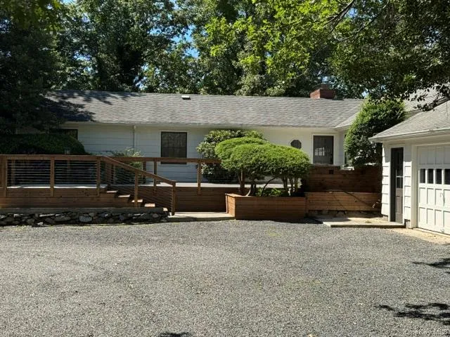 3 South Run Cold Spring Harbor, NY 11724