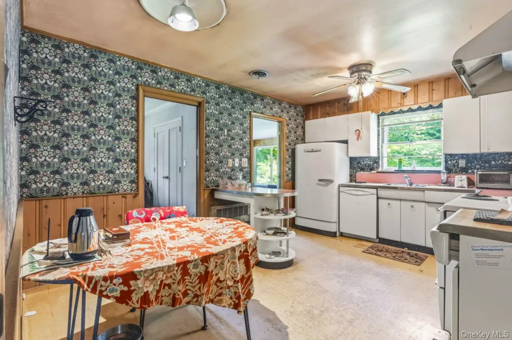 80 Nassau Drive Great Neck, NY 11021