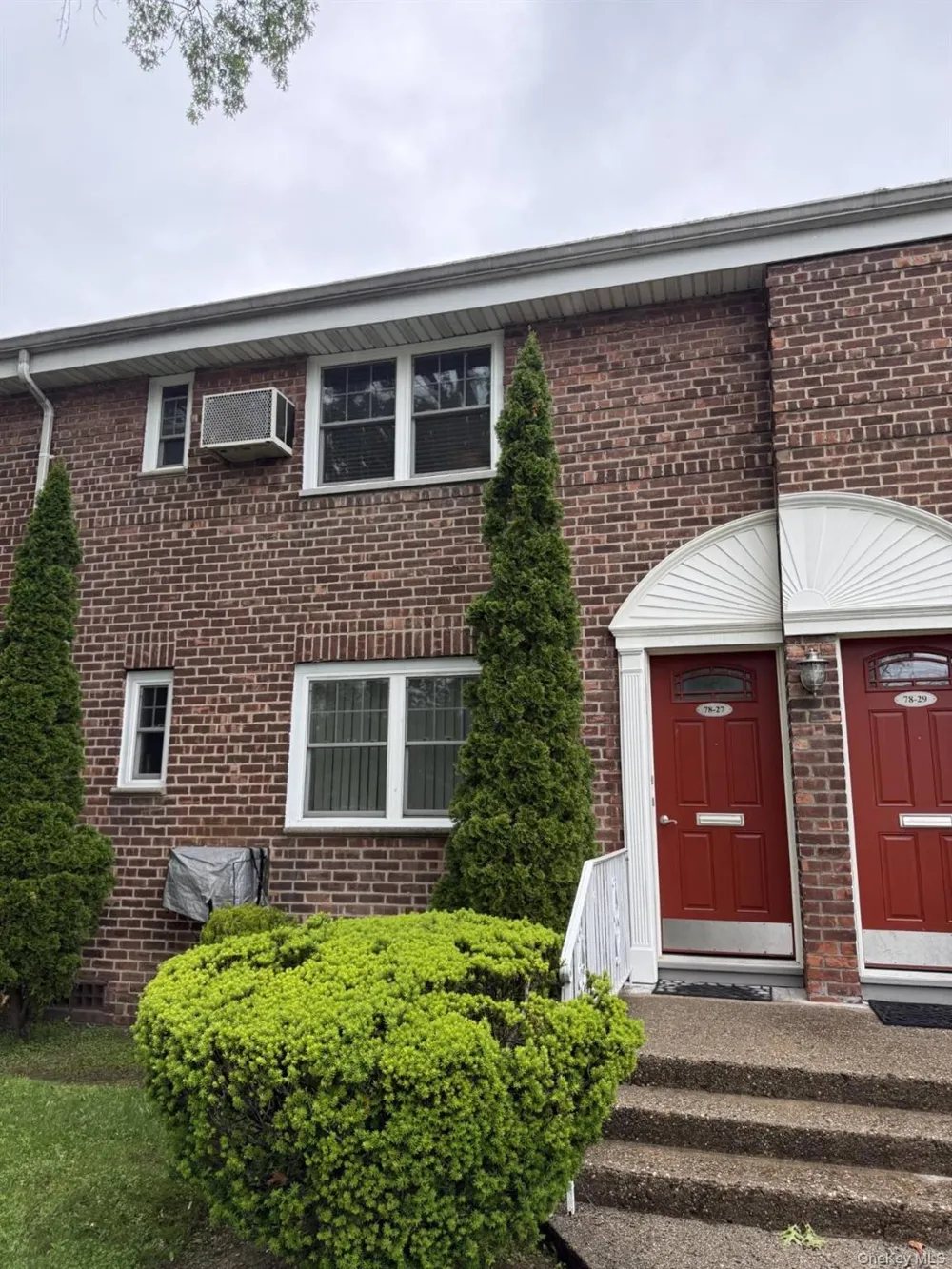 78-27 Springfield Boulevard #7827 Oakland Gardens, NY 11364