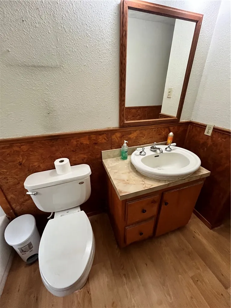 601 S Norton Street Freer, TX 78357